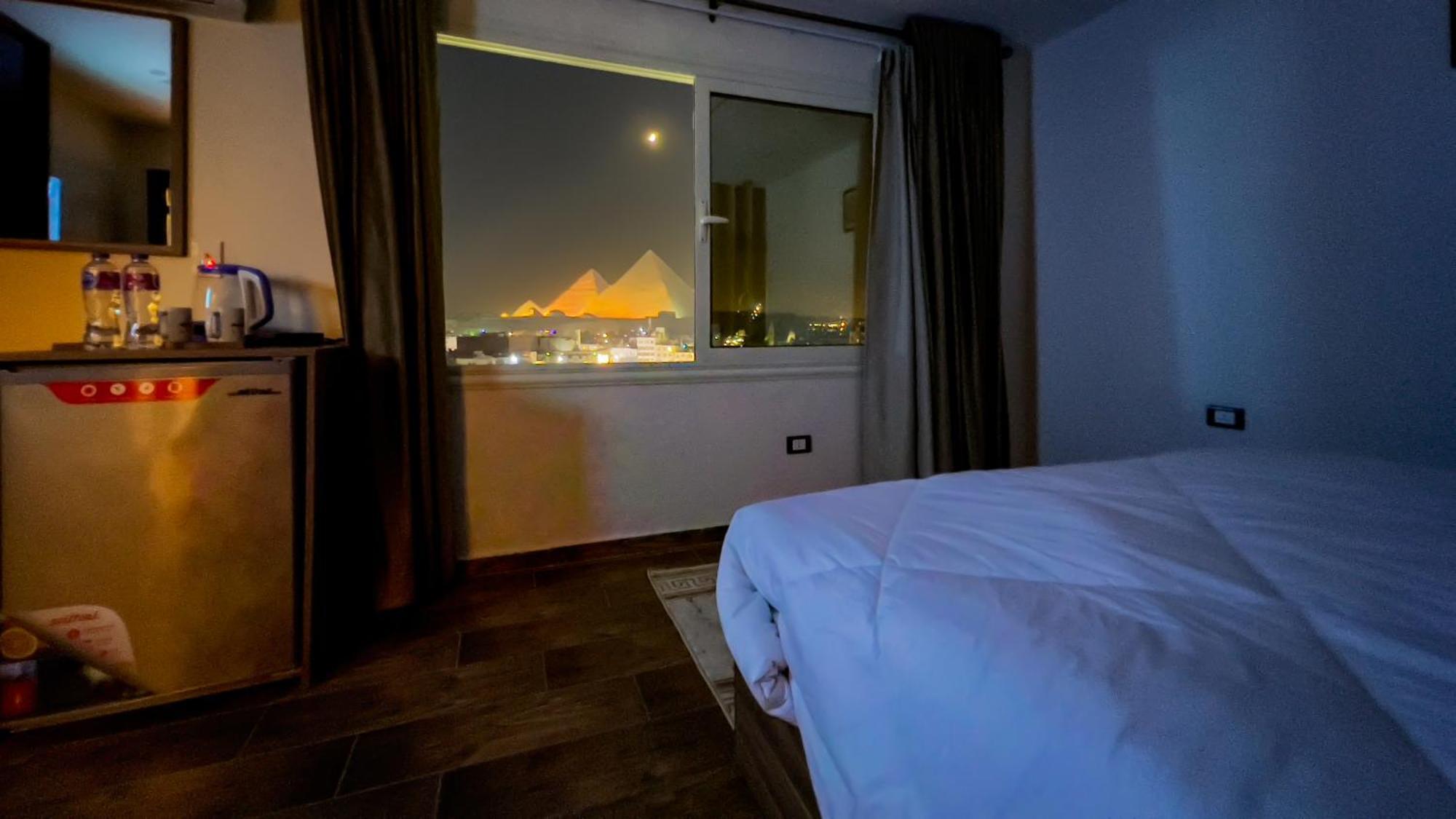Imperial Pyramids Heights View Nazlet el-Sîsi Exterior foto